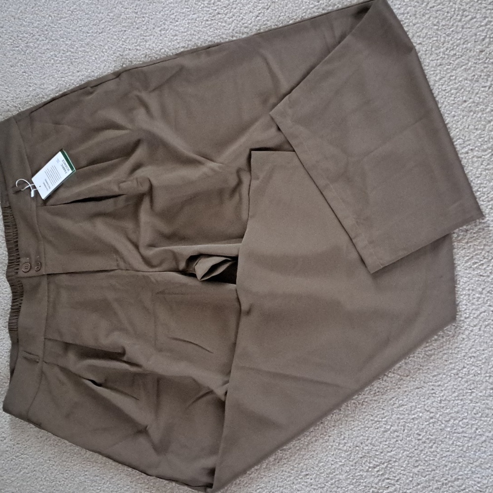 XLARGE.   HALARA SHIRRED BUTTON ZIPPER STRAIGHT LEG PANTS - Picture 4 of 9